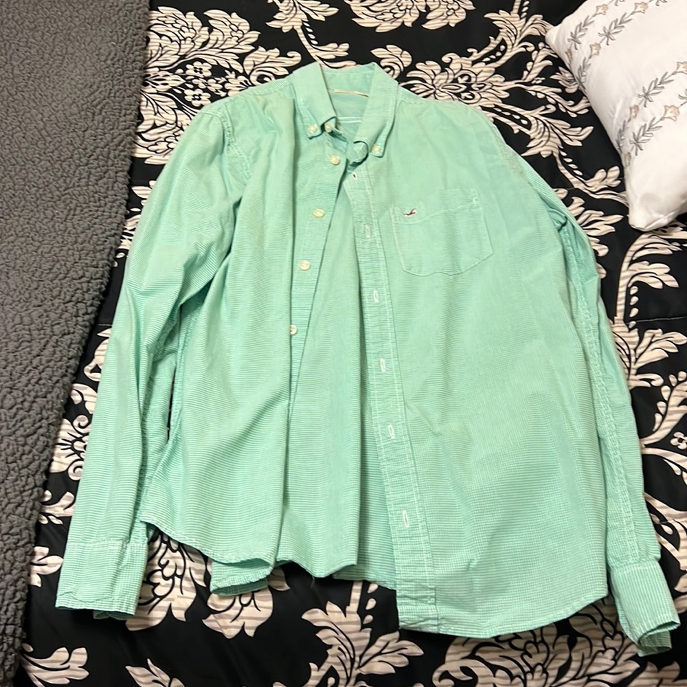 Hollister Men’s M shirt